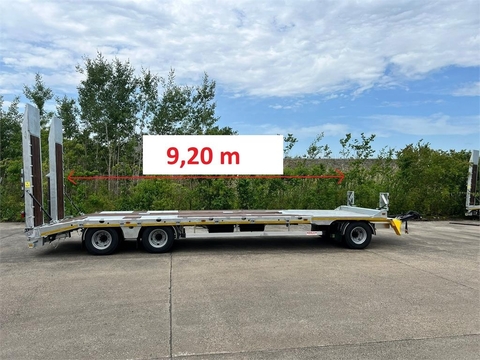 Möslein T 3-9,20 F 3 Achs Tieflader mit gerader Ladefläc