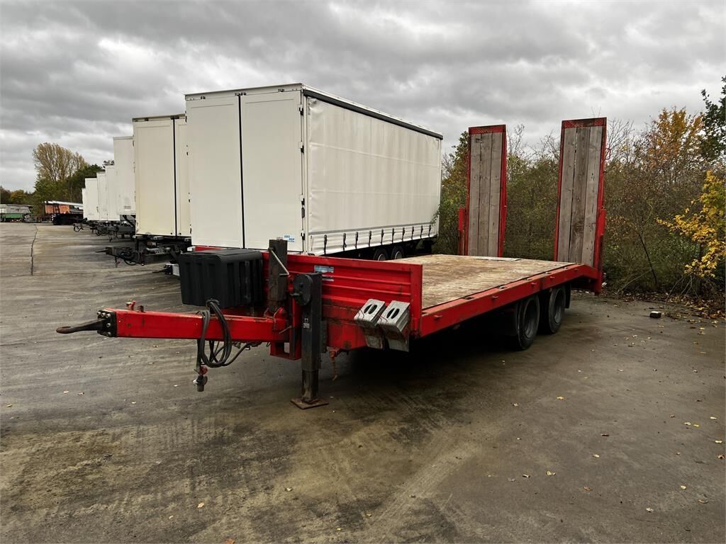 682/13800 13,8 t Tandemtieflader 2