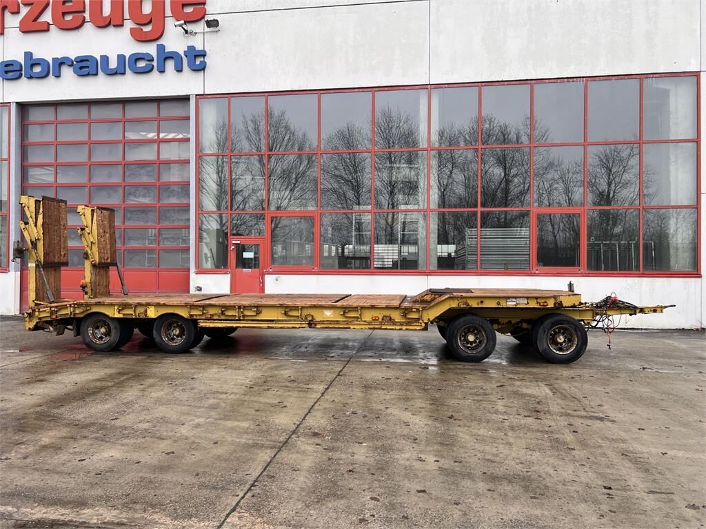Schwarzmüller Mitteltal T4 PROFI 40,0 4 Achs Tiefladeranhänger 3