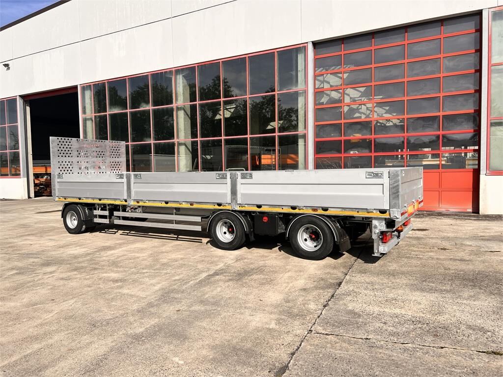 Möslein T 3 Plato 9 m 3 Achs Jumbo- Plato- Anhänger 9 m, 2