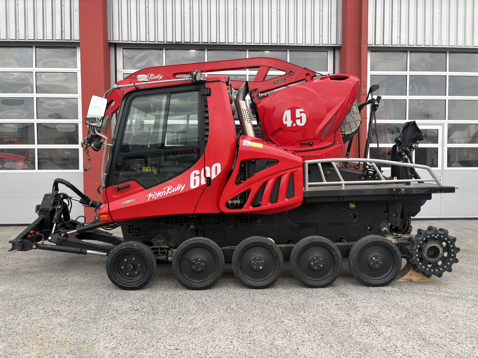 Kässbohrer PistenBully 600 SCR Winde 4,5t 2