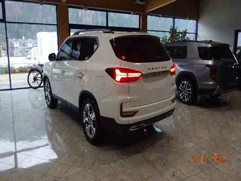 Sonstige Ssangyong Rexton Icon 2,2 AT 4x4
