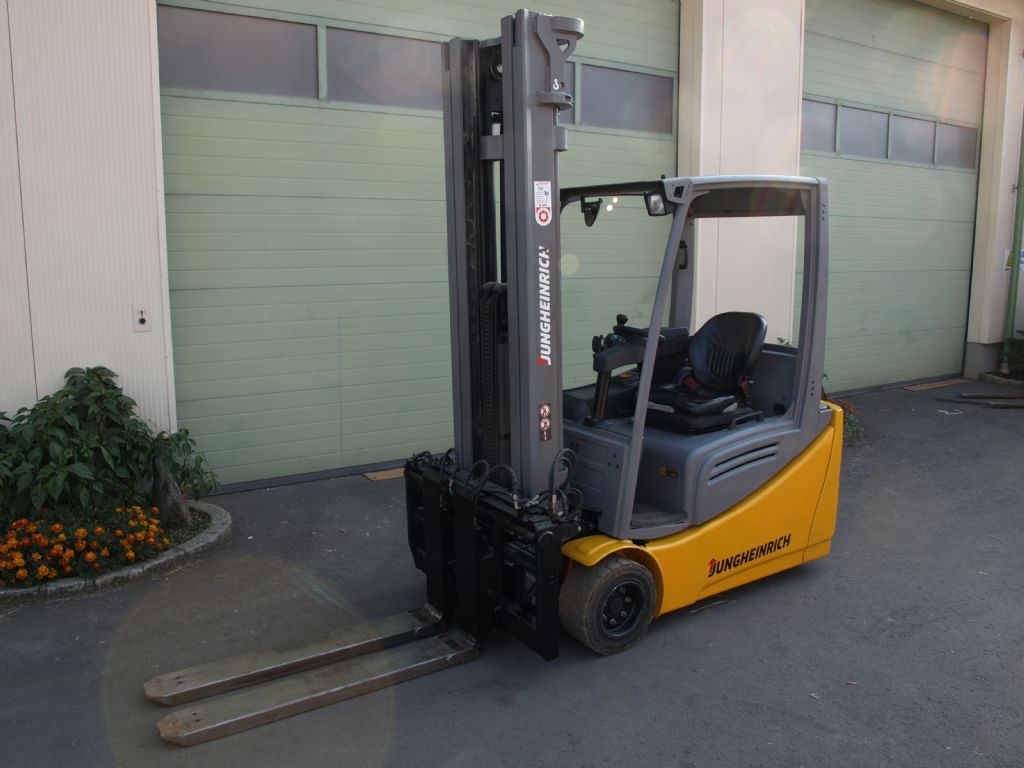Jungheinrich EFG 220 2