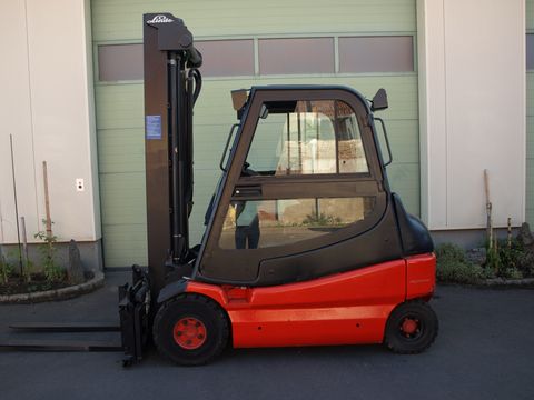 Linde E25-02