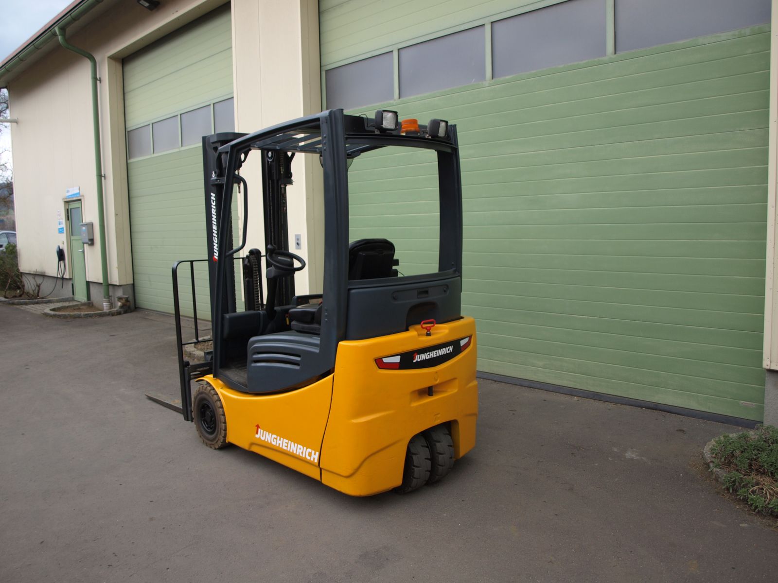 Jungheinrich EFG 216K 3