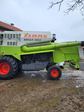 Claas Mega 360