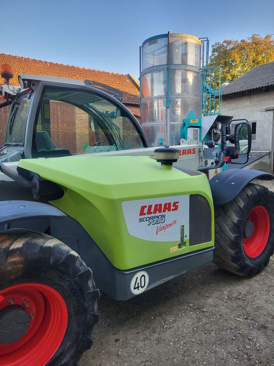 Claas Scorpion 7030 2
