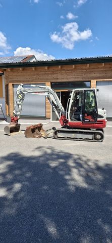 Takeuchi Bagger TB250-2