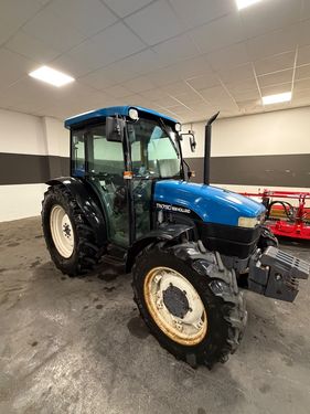 New Holland TN-D 75