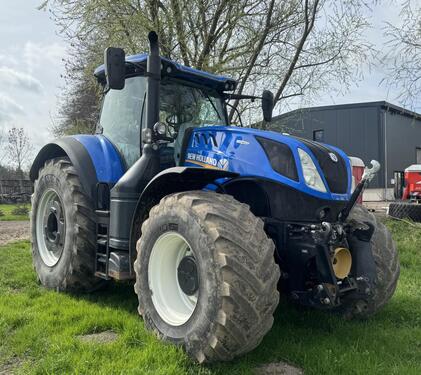 New Holland T 7.315...