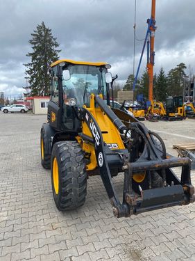 JCB 409