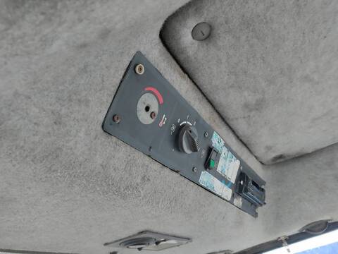 9750-0d7adba4bfaa03e7e0c1d243b9e46ba1-5703944