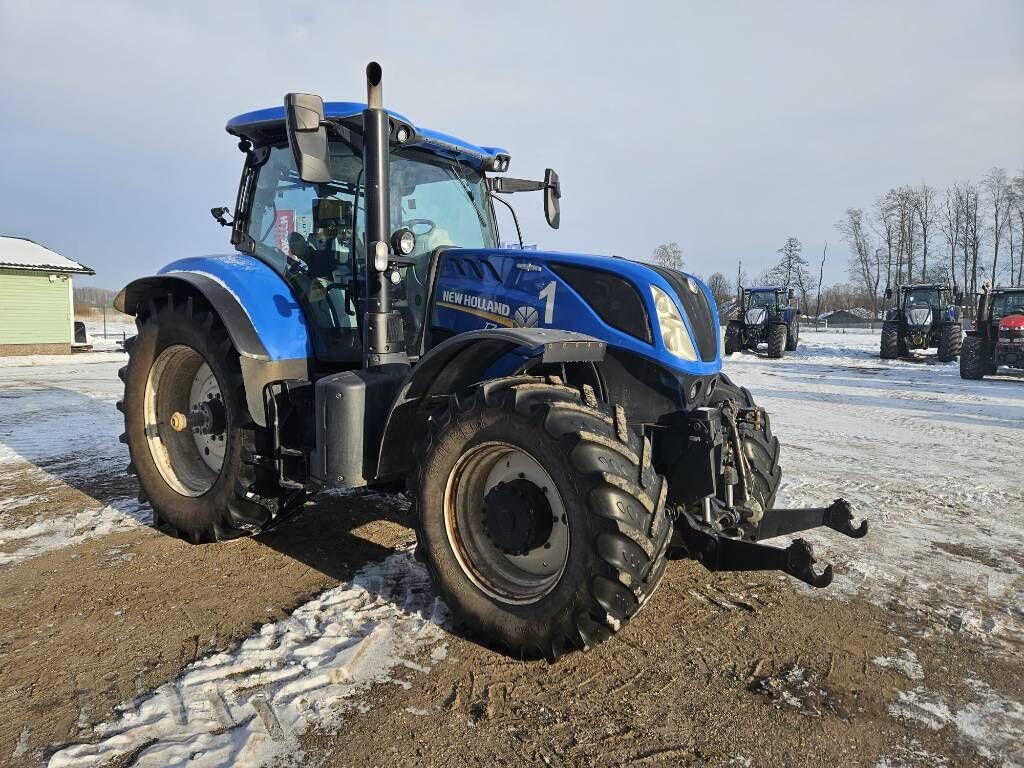 New Holland T 7.245 AutoCommand 2