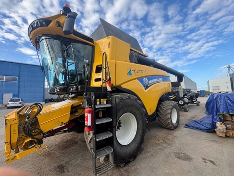 New Holland CX 8.90