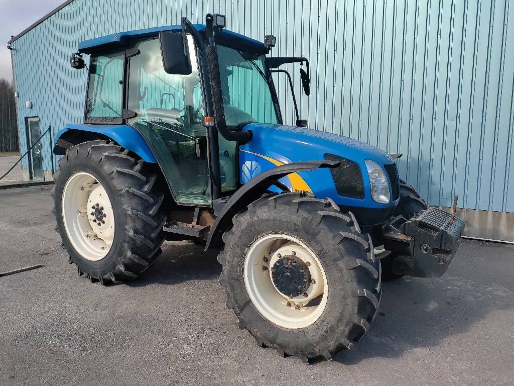 New Holland TL 100 A 2