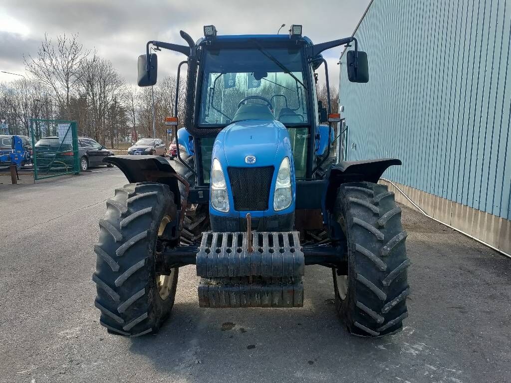 New Holland TL 100 A 3
