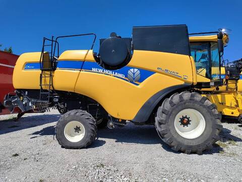 New Holland CX 6090 Elevation