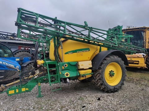 John Deere 740 i