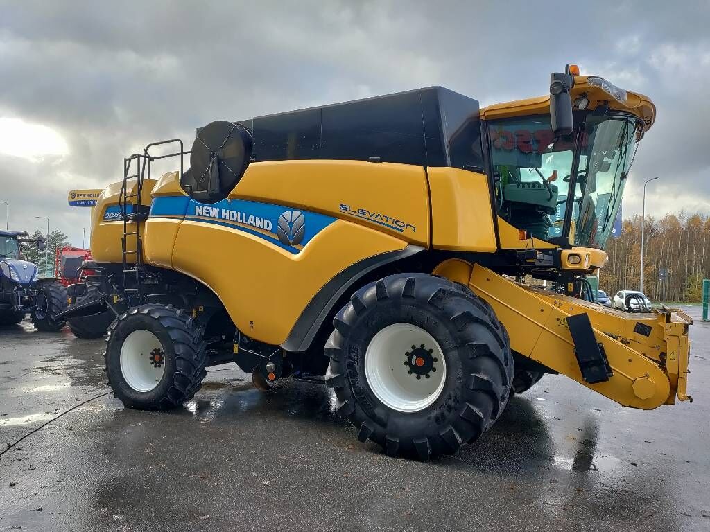 New Holland CX 8080 Elevation SL 1