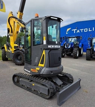 New Holland E25D 2