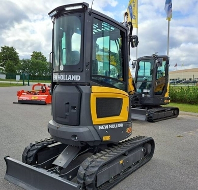 New Holland E25D 3