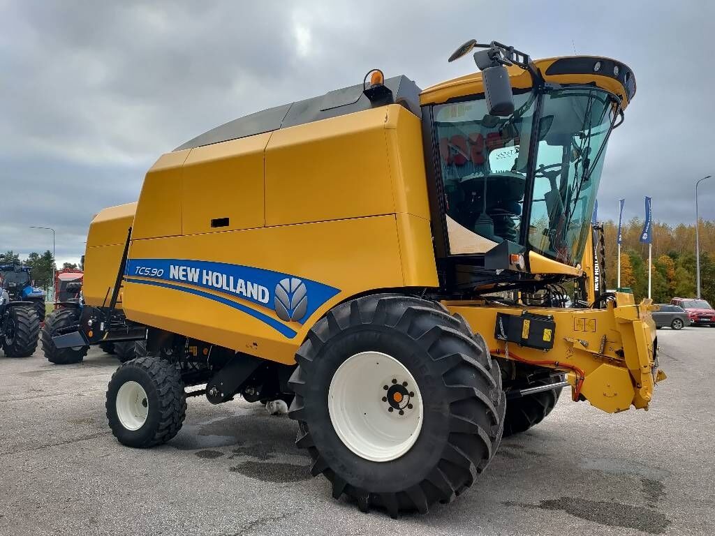 New Holland TC 5.90 RS 2