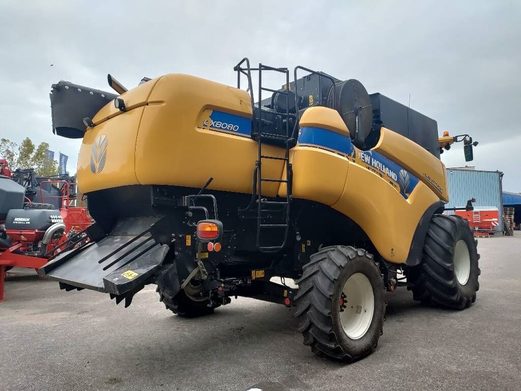 New Holland CX 8080 SL ELEVATION 3