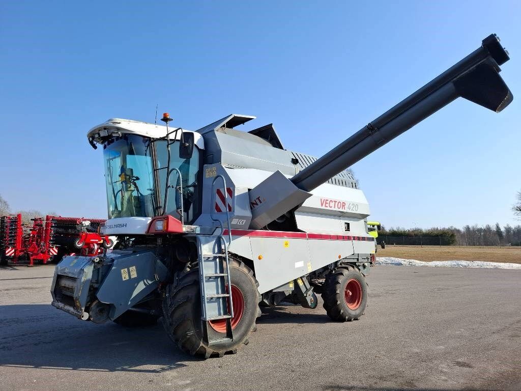 Rostselmash Vector 420 2