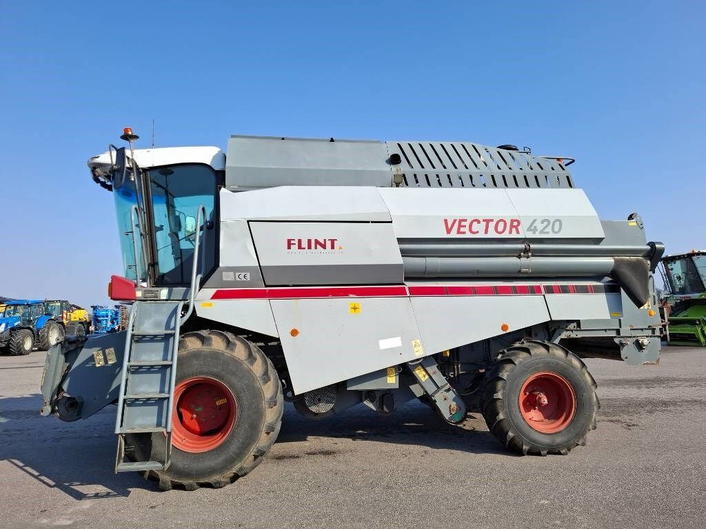 Rostselmash Vector 420 3