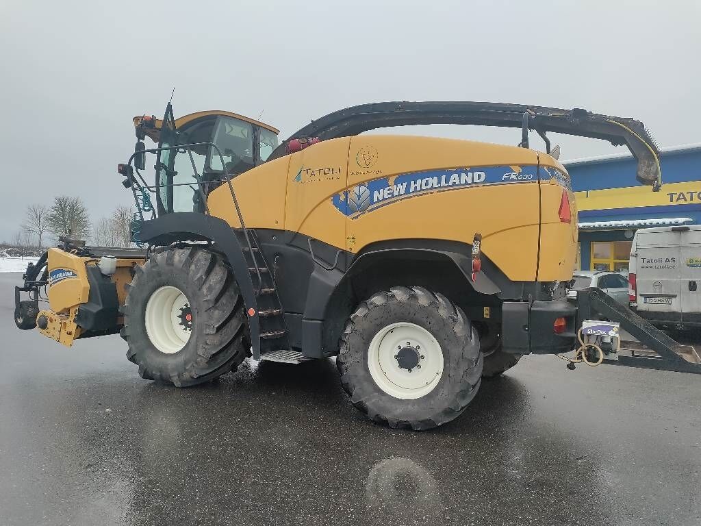 New Holland FR 600 4WD 2