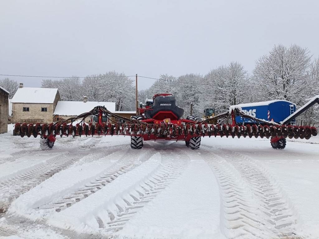 Horsch Avatar 12.25 SD 2