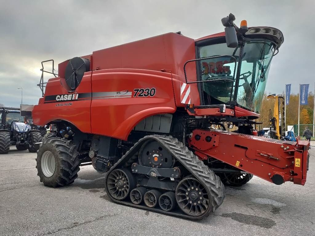 Case IH Axial Flow 7230 2
