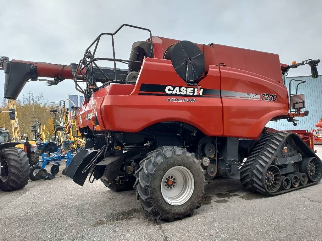 Case IH Axial Flow 7230 3