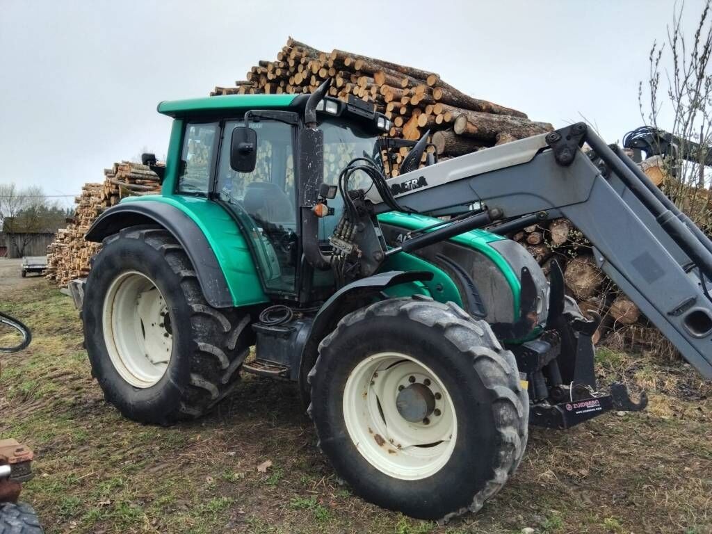 Valtra N 142 D 2