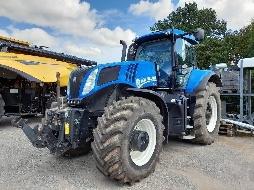New Holland T8.330 PC 2