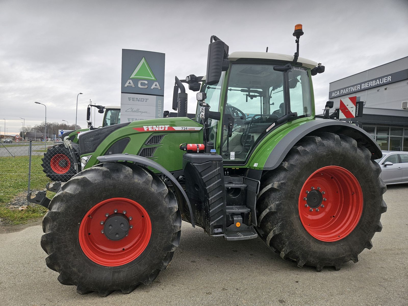 Fendt 724 Vario Profi+ 1