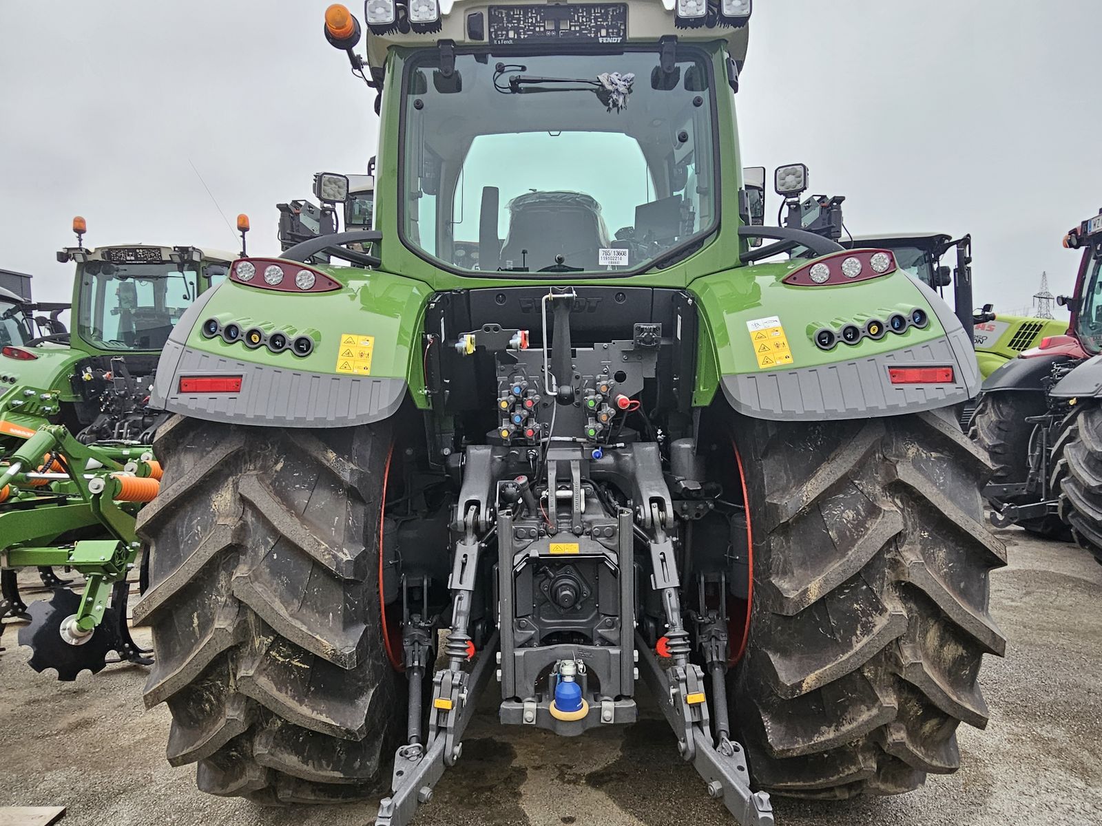 Fendt 724 Vario Profi+ 3