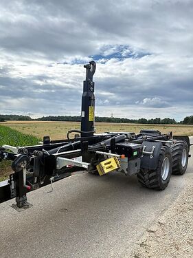 Pronar T286 / Hakenlift / Container / Anhänger / Neuwer