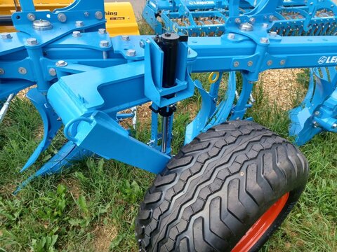 Lemken Juwel 8 M V