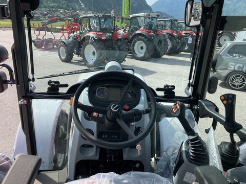 Steyr 4090 Kompakt (Stage V) 