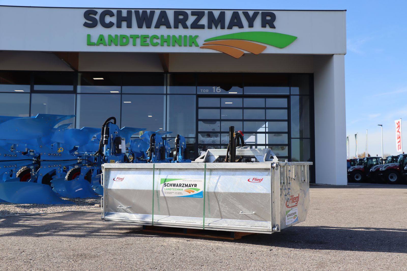 Fliegl Heckschaufel 1800Hyd  1