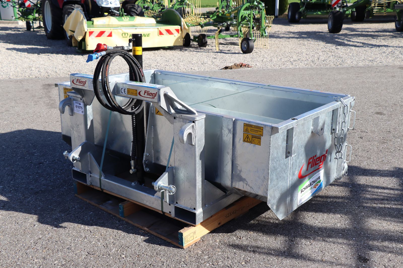 Fliegl Heckschaufel 1800Hyd  3