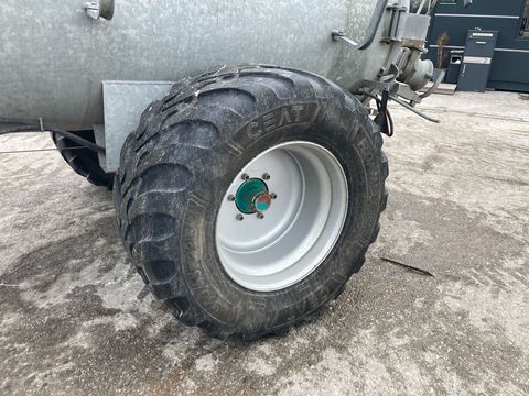 Geba 4000 Liter mit Hochdruck-Güllewerfer