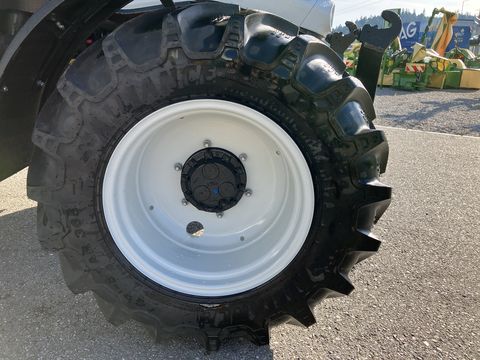 Steyr 4100 PLUS