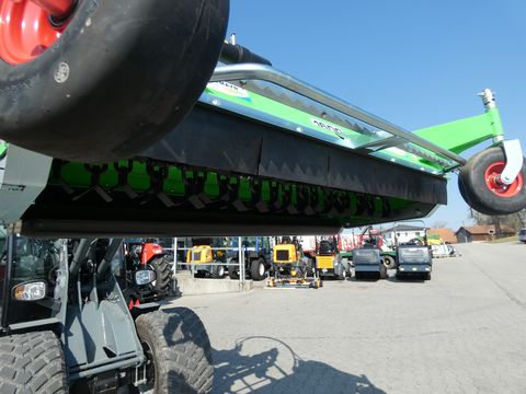 Sonstige Giant Mulcher 1.600 HD 