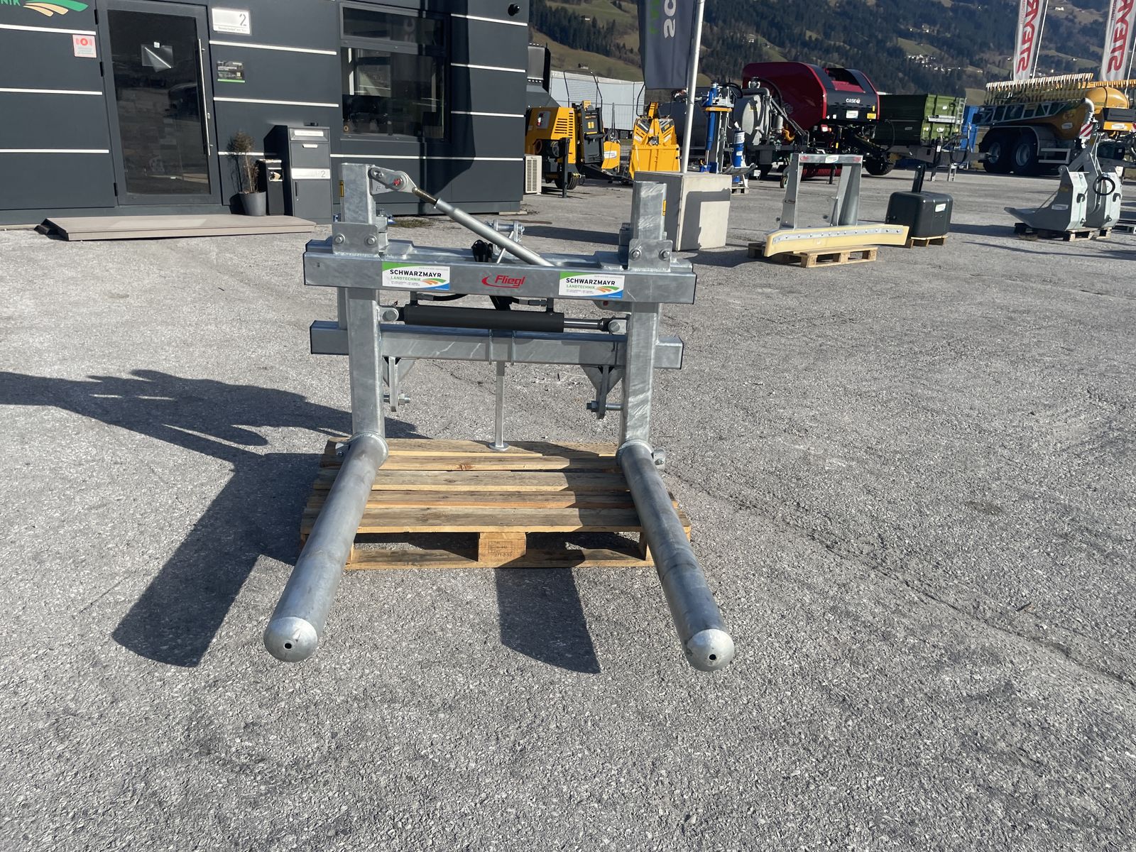 Fliegl AgroCenter Ballengabel hydr.  2