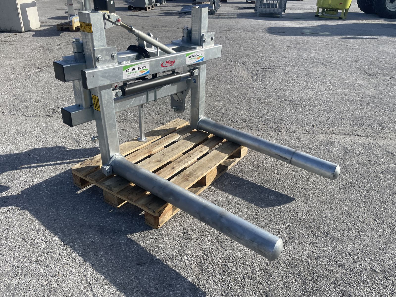 Fliegl AgroCenter Ballengabel hydr.  3