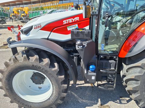 Steyr 4090 PLUS