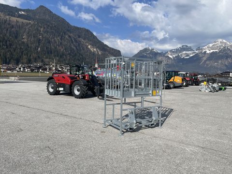 Fliegl AgroCenter Arbeitsbühne hoch Euro