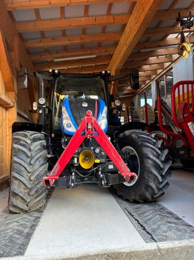 New Holland T5.140 Auto Command (Stage V)